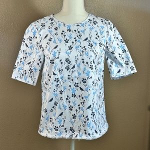 EUC Draper James Floral Bird Cotton Denim Top | crew neck with keyhole - button